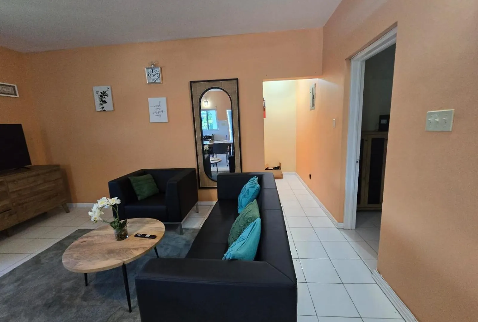 Paradise Apartments Montego Bay