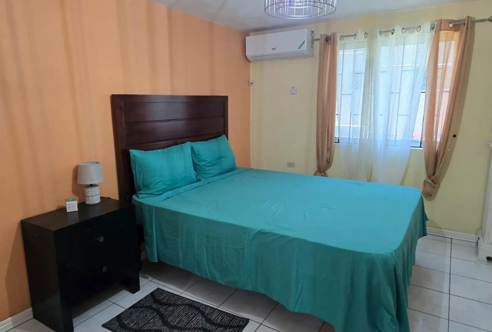 Paradise Apartments Montego Bay