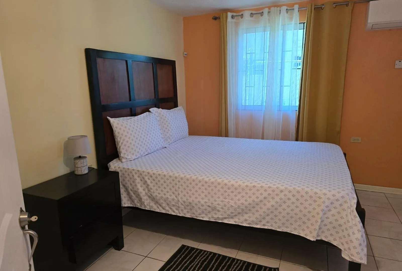Paradise Apartments Montego Bay Jamaica