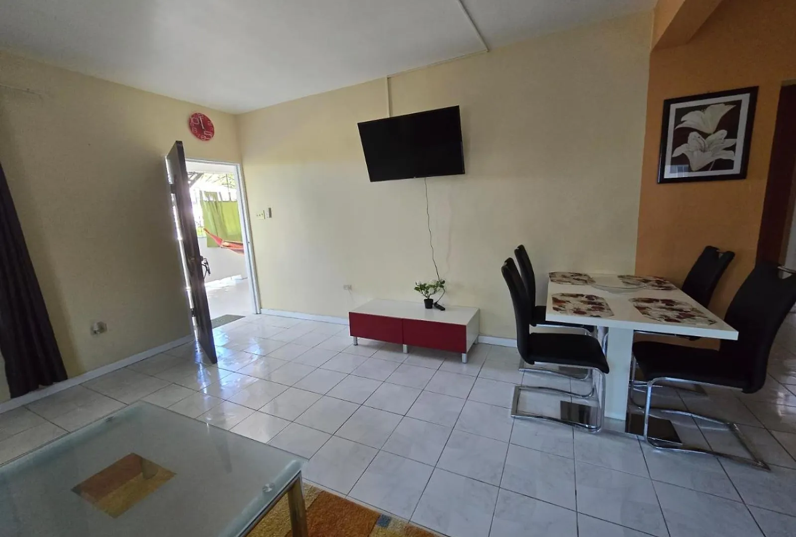 Paradise Apartments Montego Bay