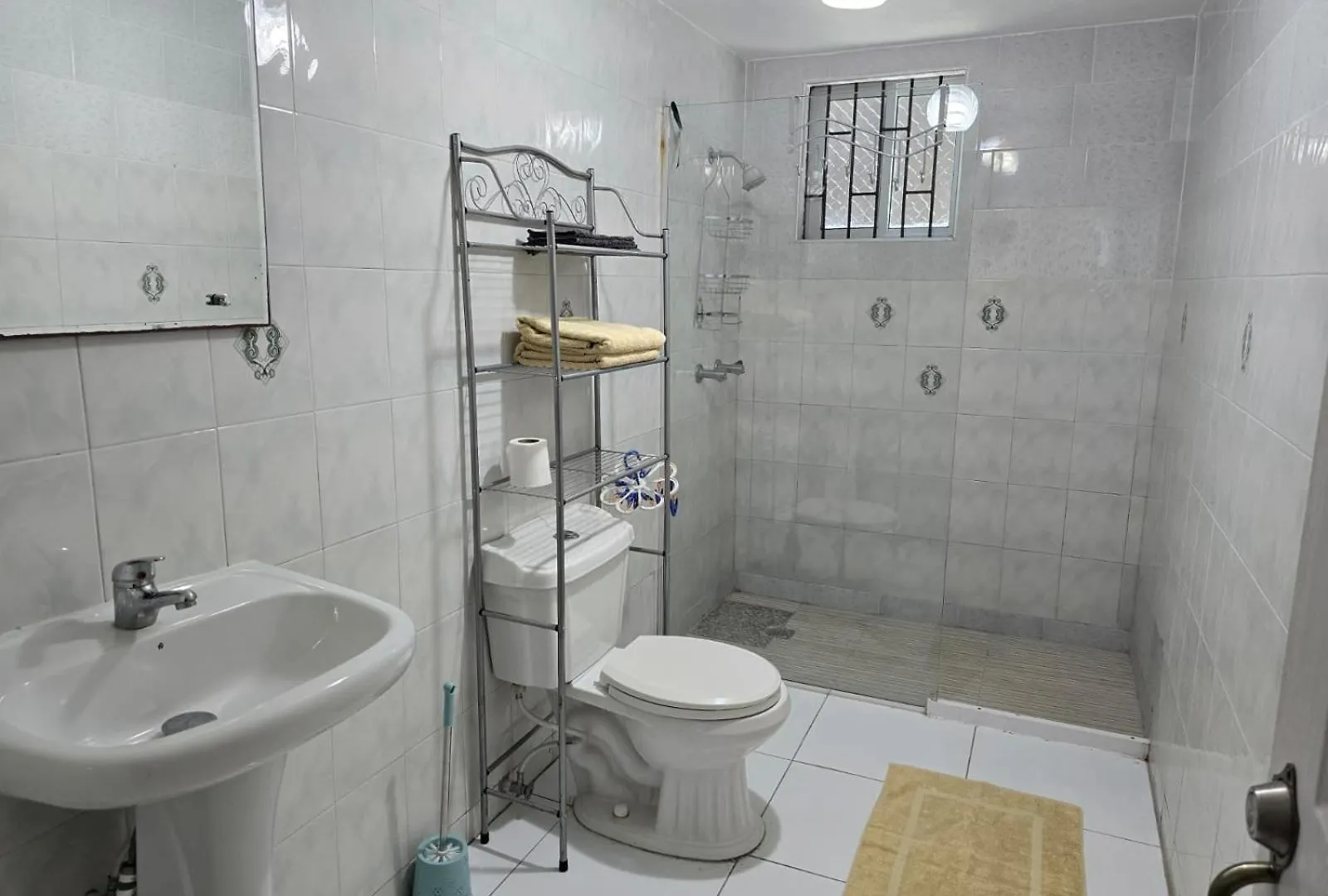 Paradise Apartments Montego Bay