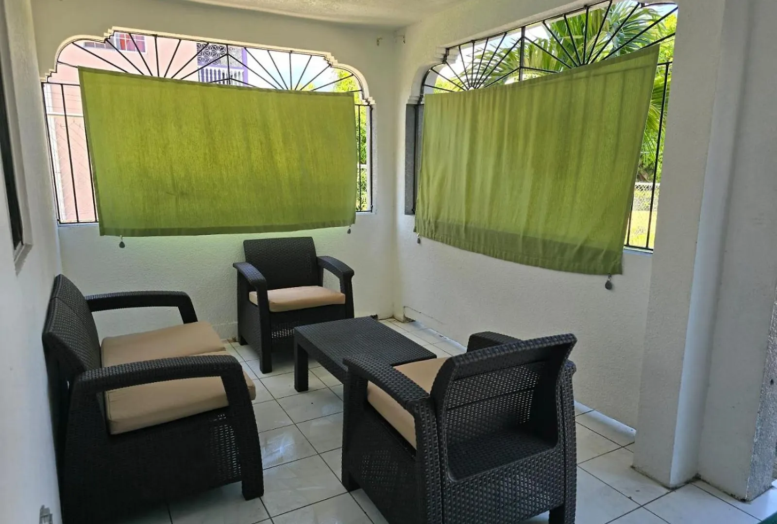 Paradise Apartments Montego Bay