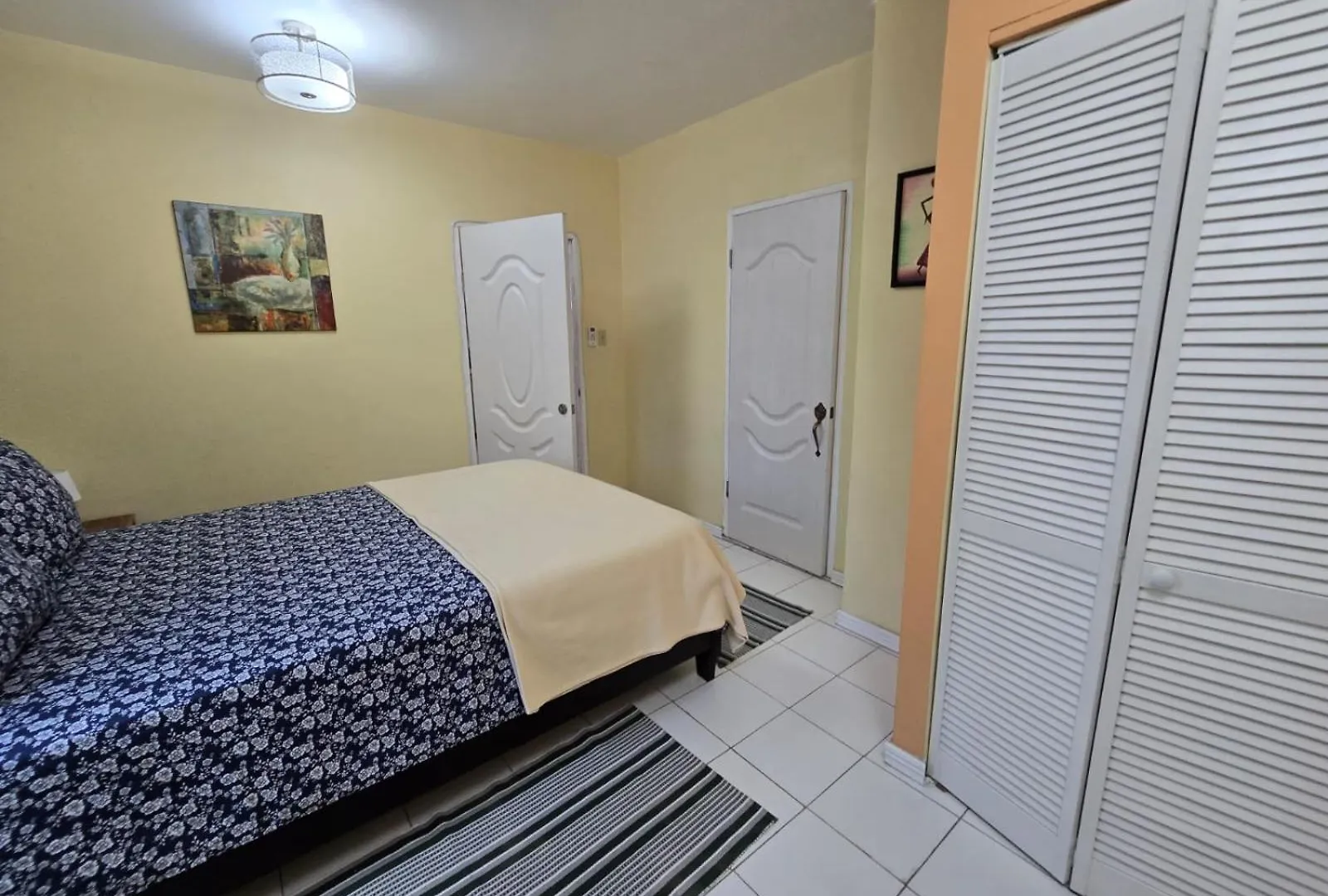 Paradise Apartments Montego Bay