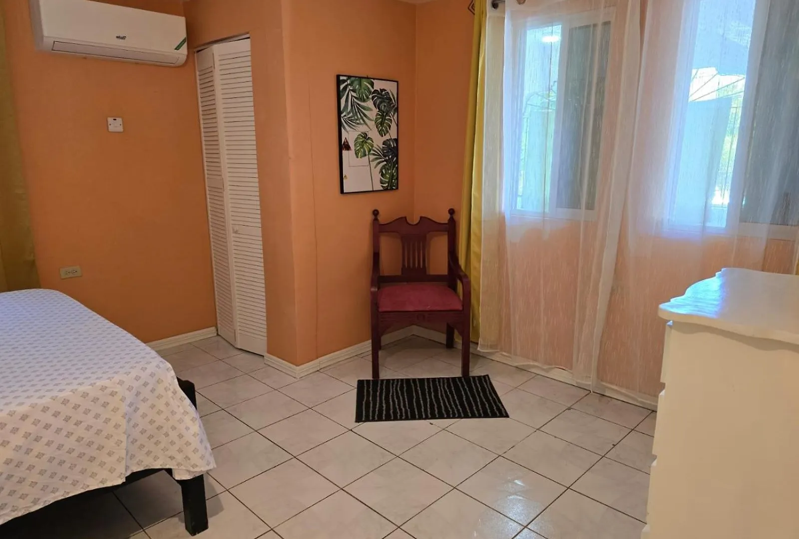 Paradise Apartments Montego Bay