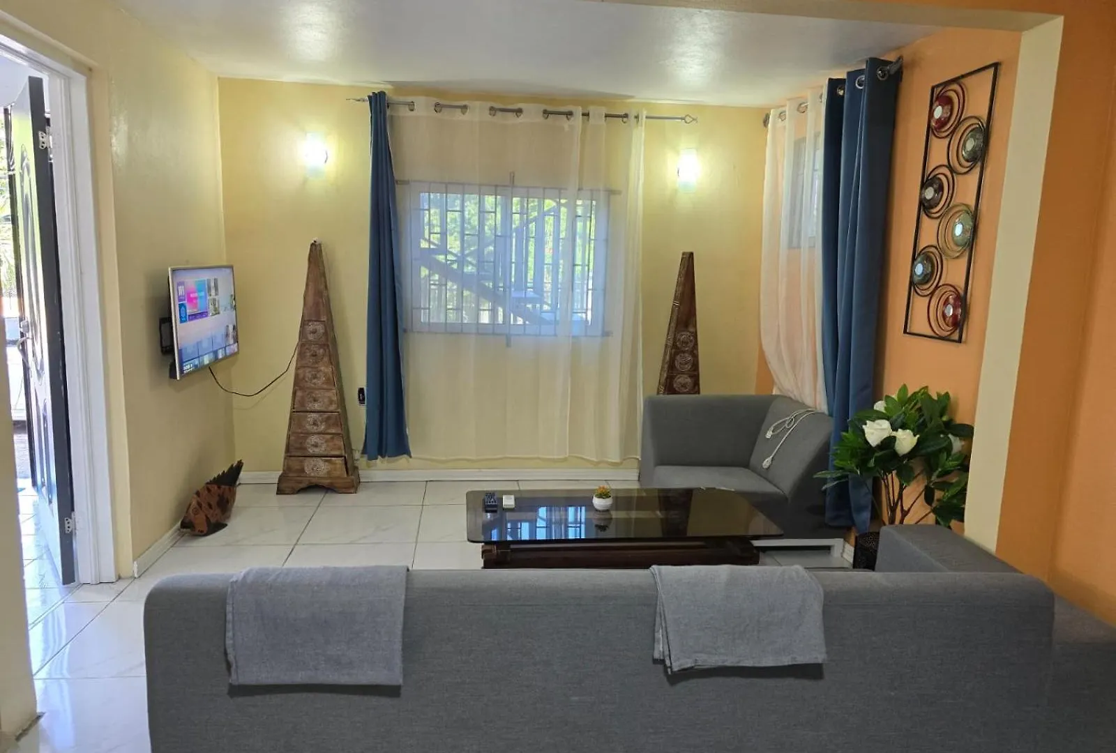 Paradise Apartments Montego Bay